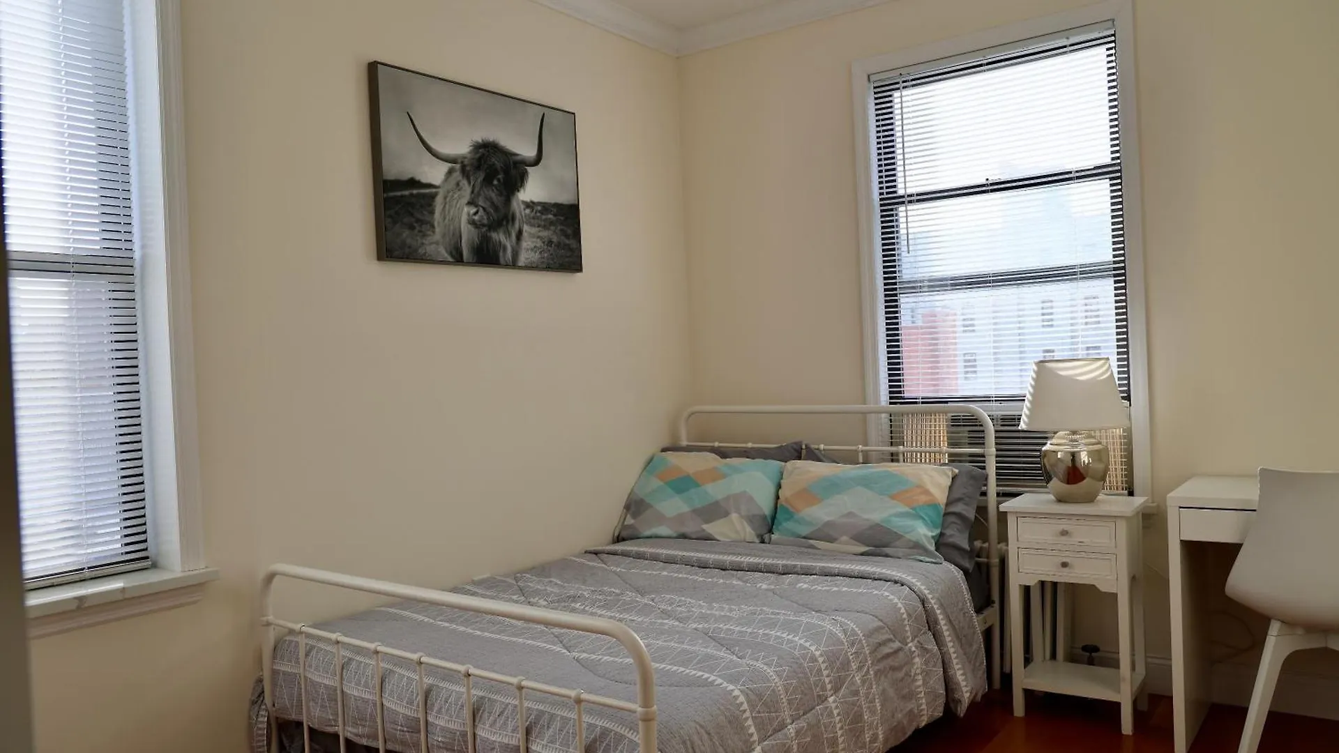 Modern 4 Bedroom Apartment In New York United States